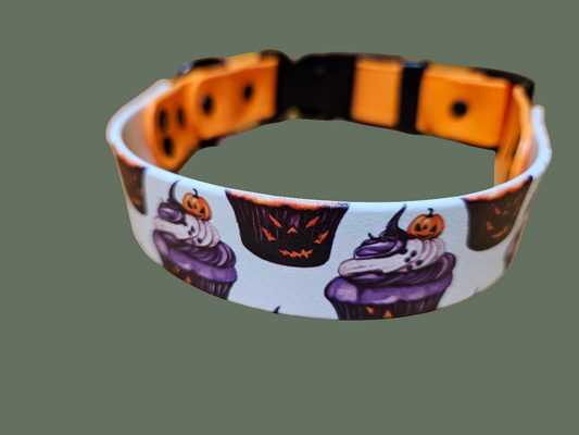 Pre-Made, Printed Biothane® with solid colour, 1" width - Halloween Cupcakes